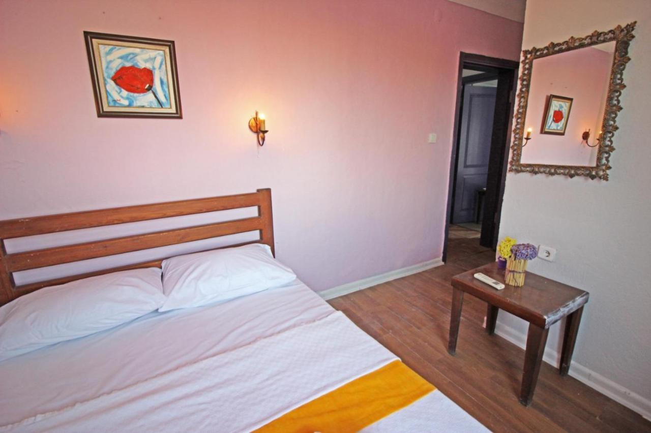 Hôtel Eflatun Konuk Evi à Çanakkale Extérieur photo